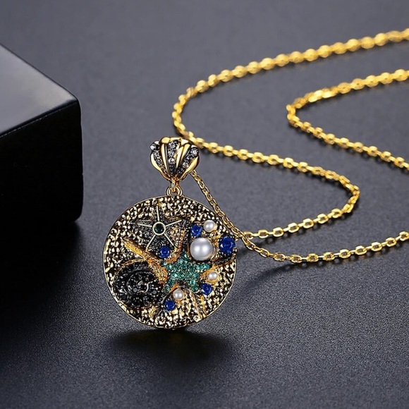 Multi Color Starfish Medallion Necklace - Picture 2 of 4